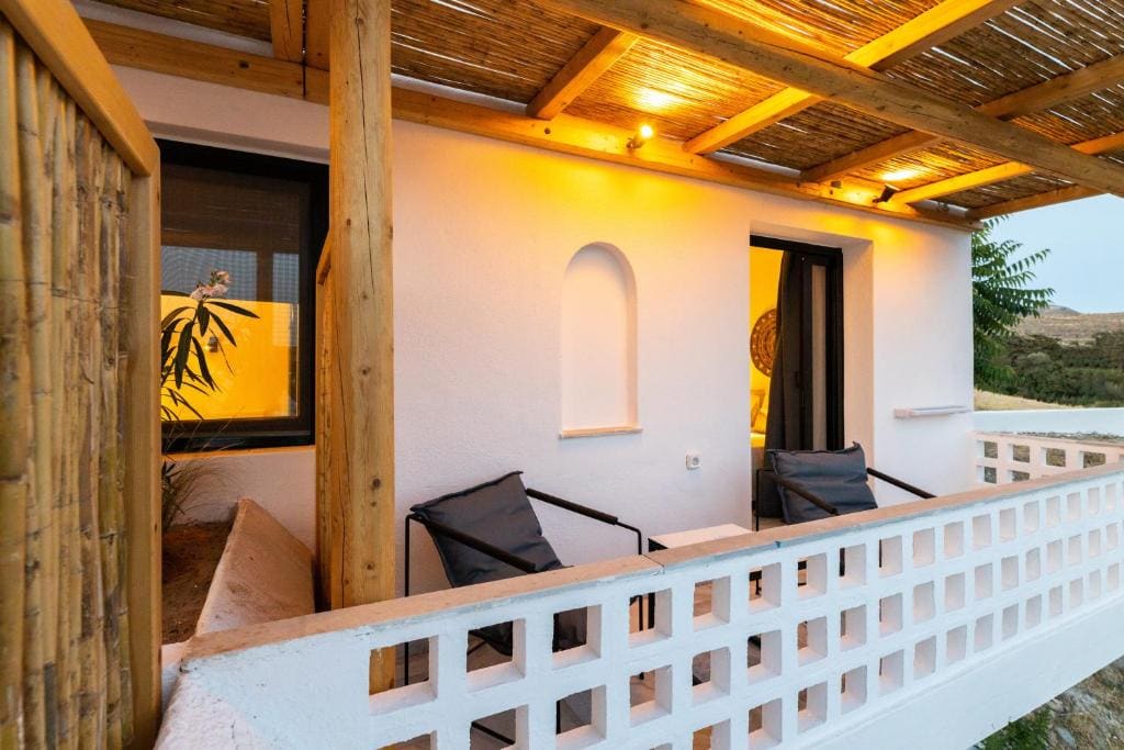 Standard Double or Twin Room with Sea View room - Image 2