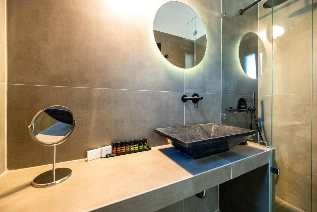 Standard Double or Twin Room with Sea View room - Image 1