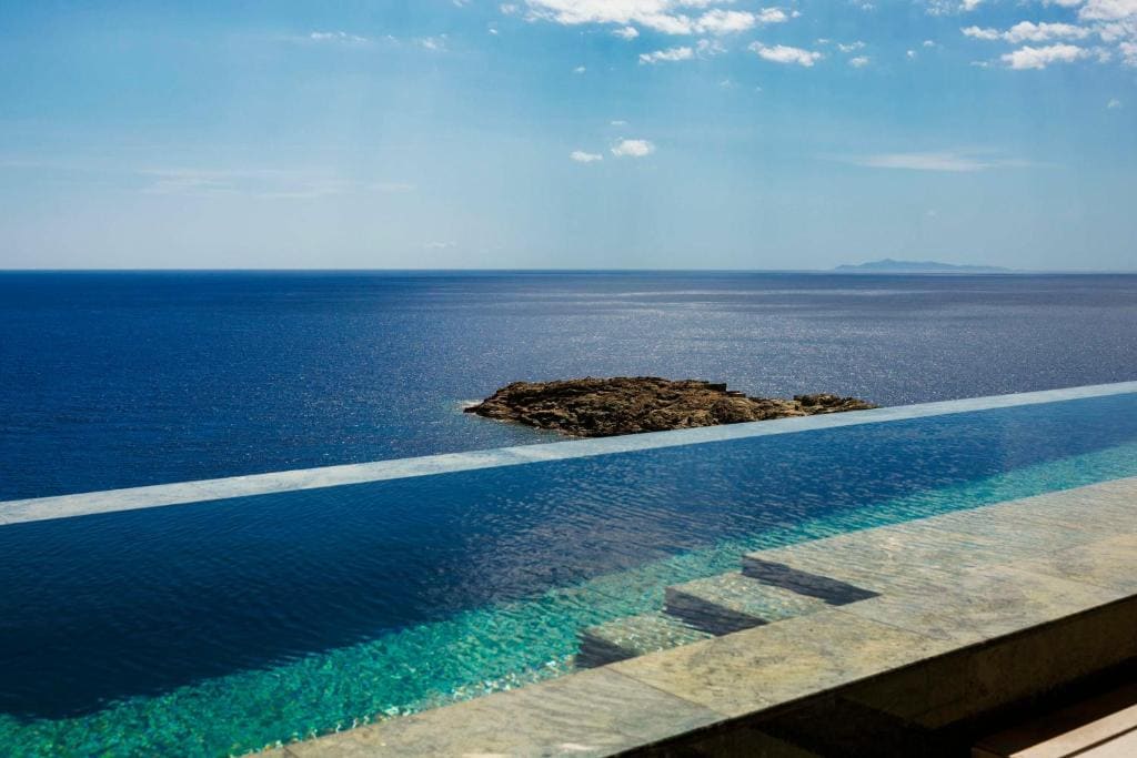 Two-Bedroom Grand Panoramic Villa with Private Pool room - Image 2