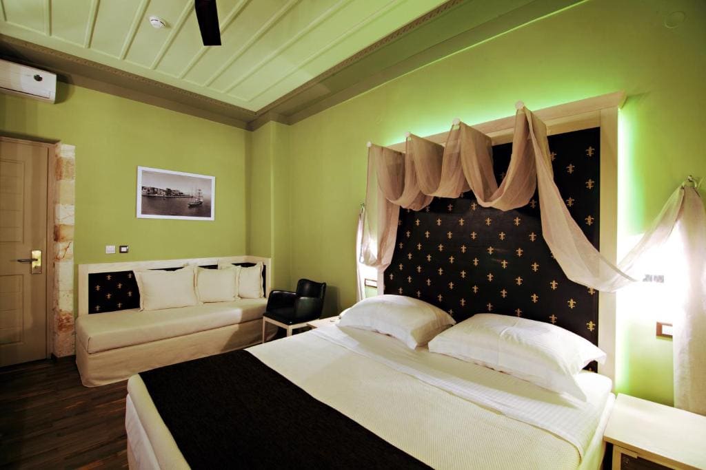 One-Bedroom Suite room - Image 1