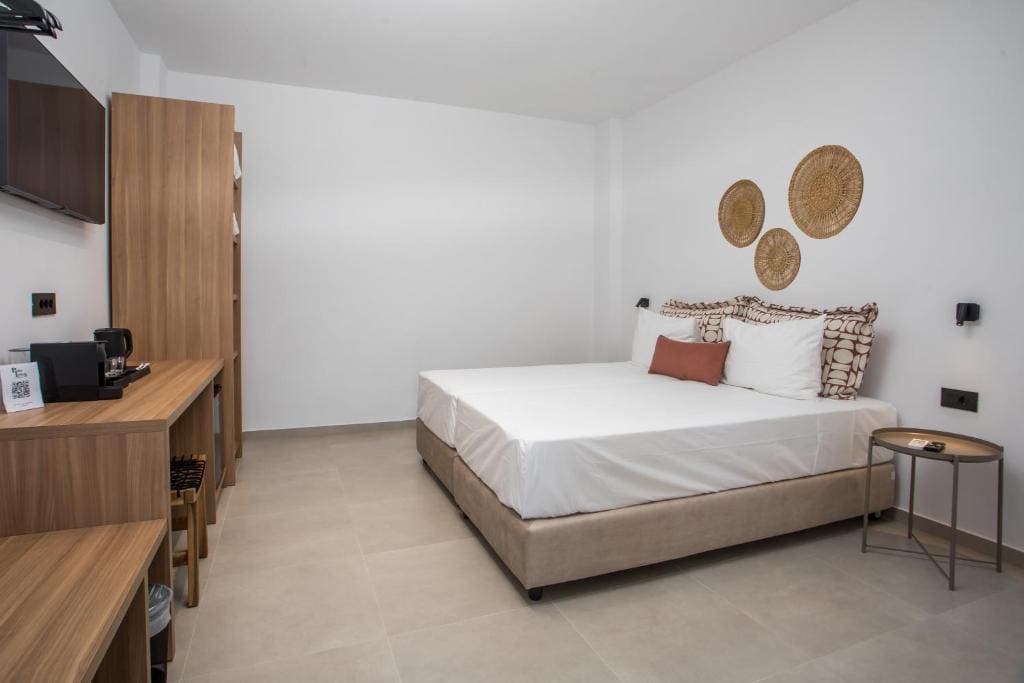Double or Twin Room - Economy room - Image 2