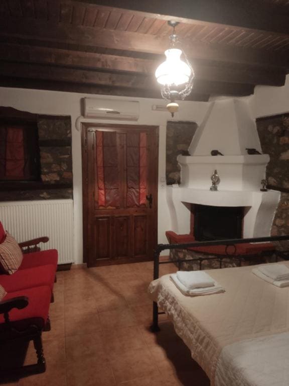 Standard Double Room room - Image 2