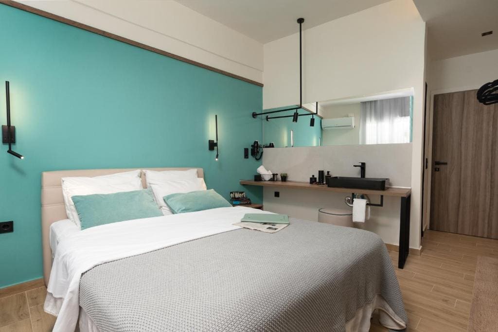 Double or Twin Room room - Image 3