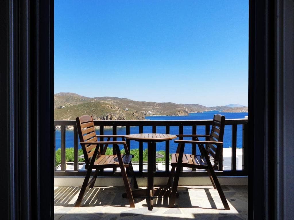 Double Room with Direct Sea View room - Image 2