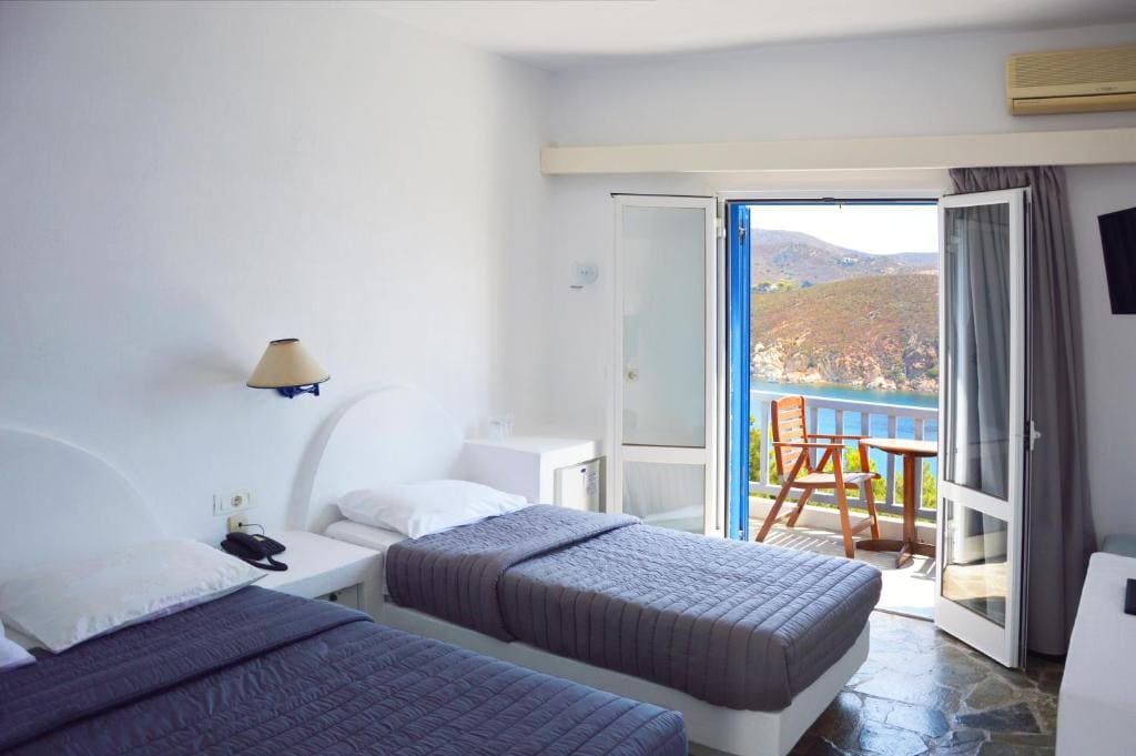 Standard Room with Sea View room - Image 2
