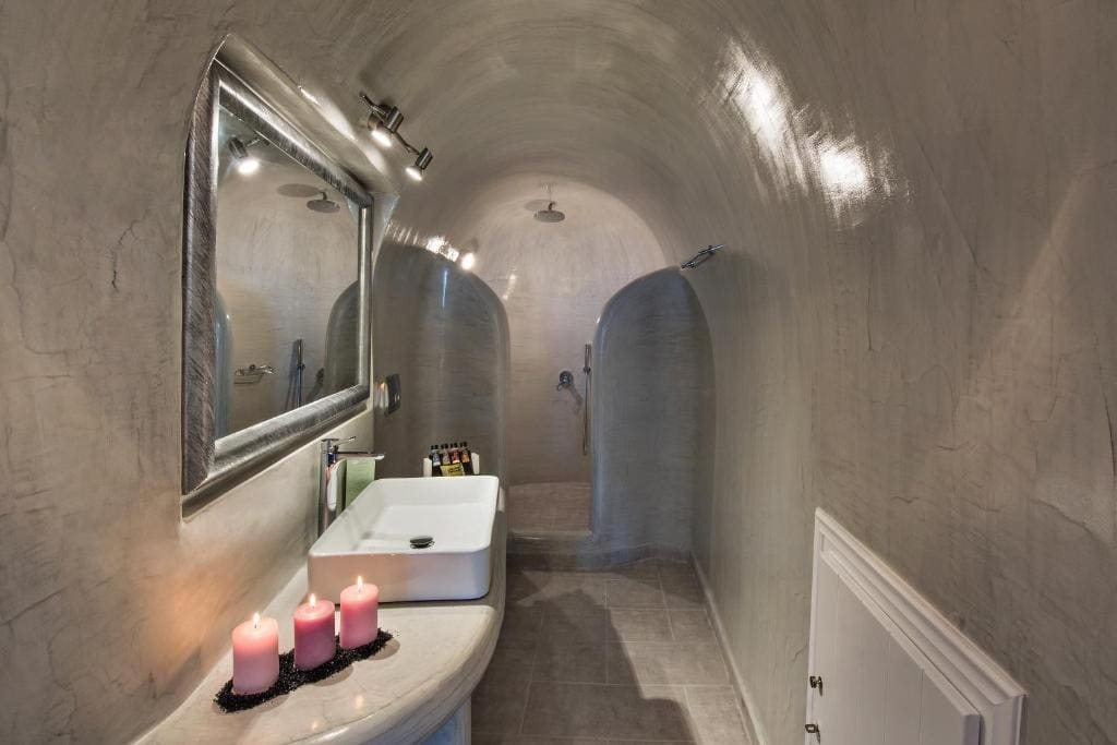 Grand Luxury Plunge Pool Suite room - Image 1