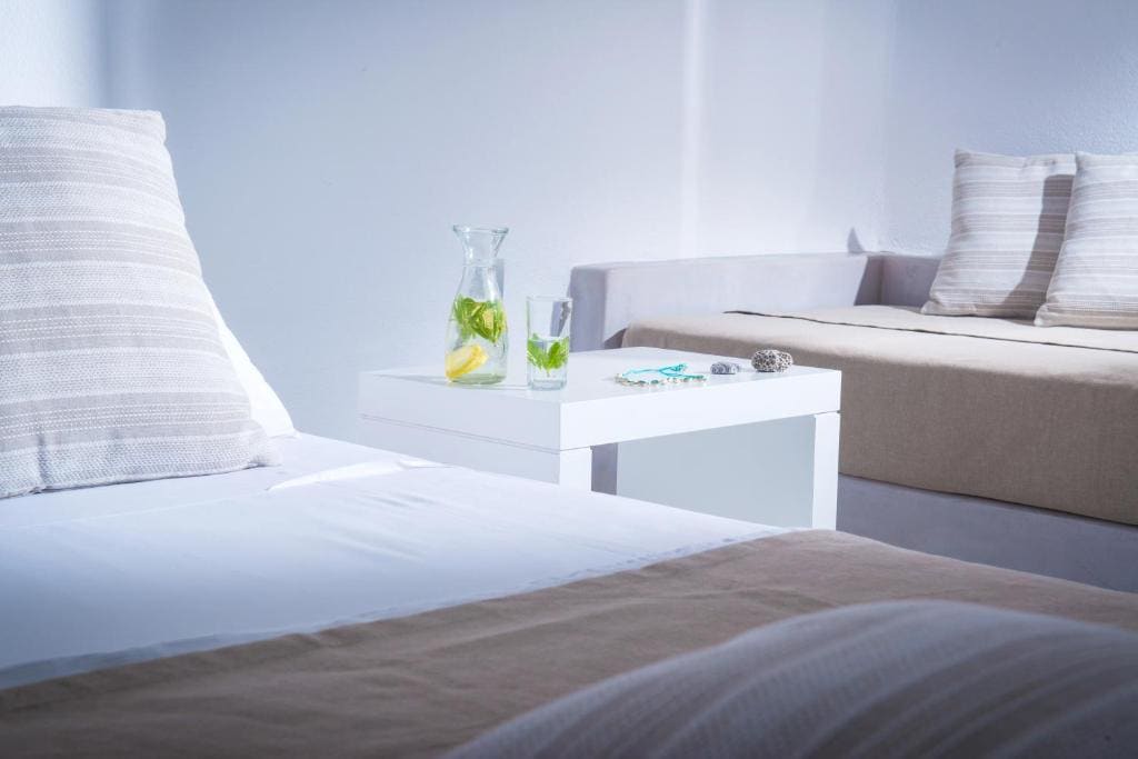 Double or Twin Room with Sea View room - Image 2