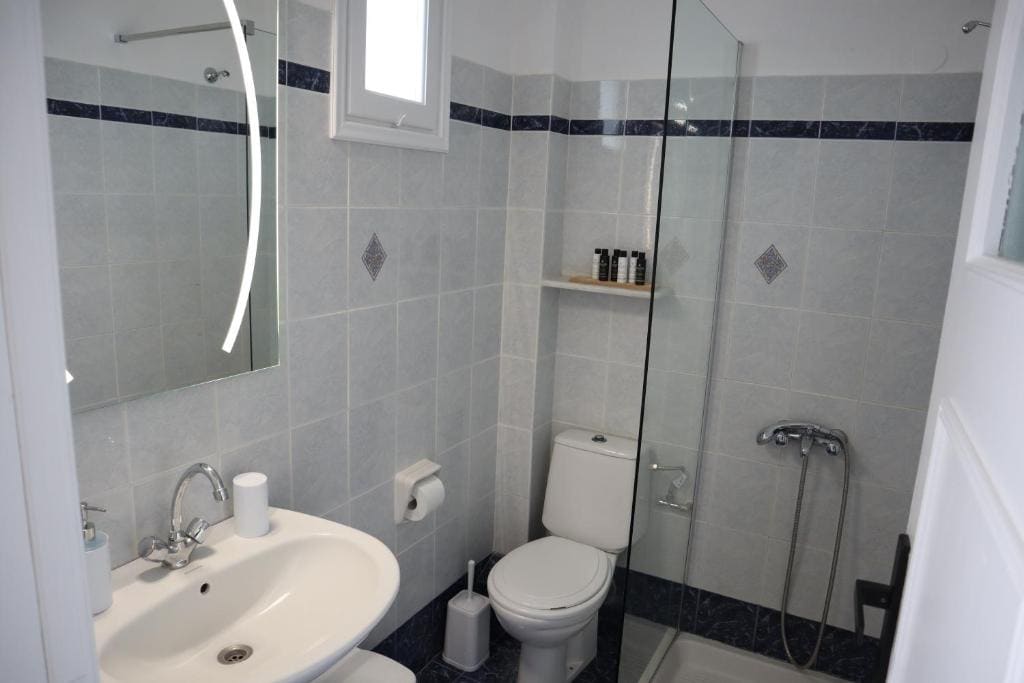Superior Double or Twin Room with Terrace room - Image 3