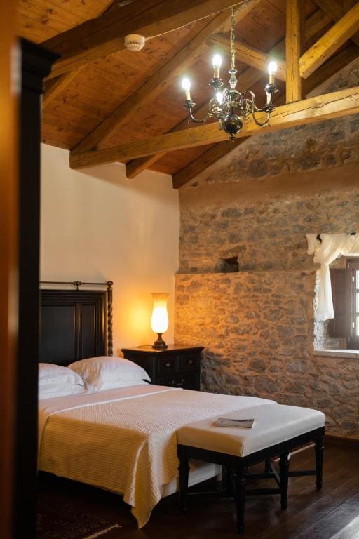 Superior Suite room - Image 3
