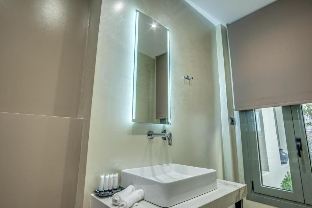 Superior Double or Twin Room with Terrace room - Image 1