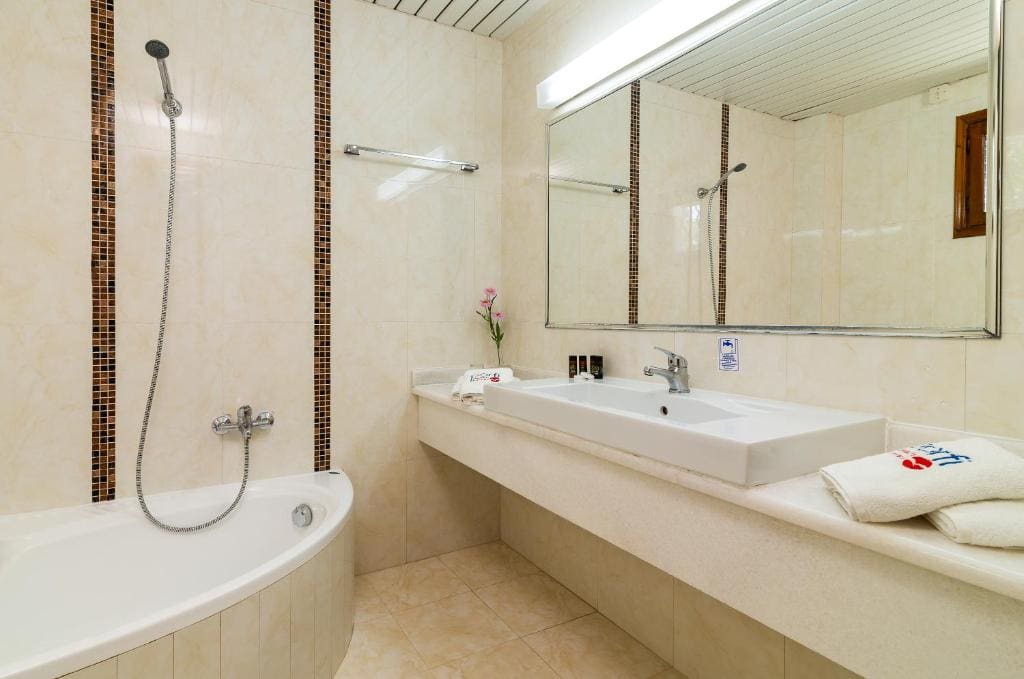 Double Room room - Image 3