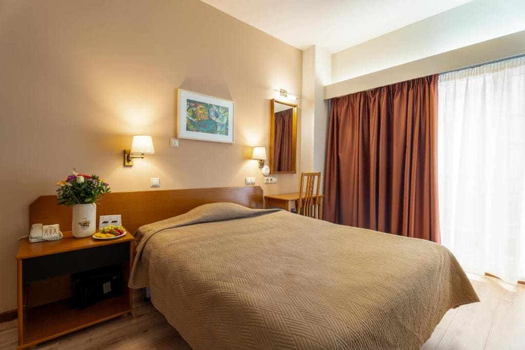 Superior Single Room room - Image 3