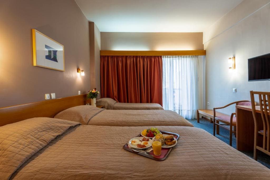 Twin Room with Sea View room - Image 1