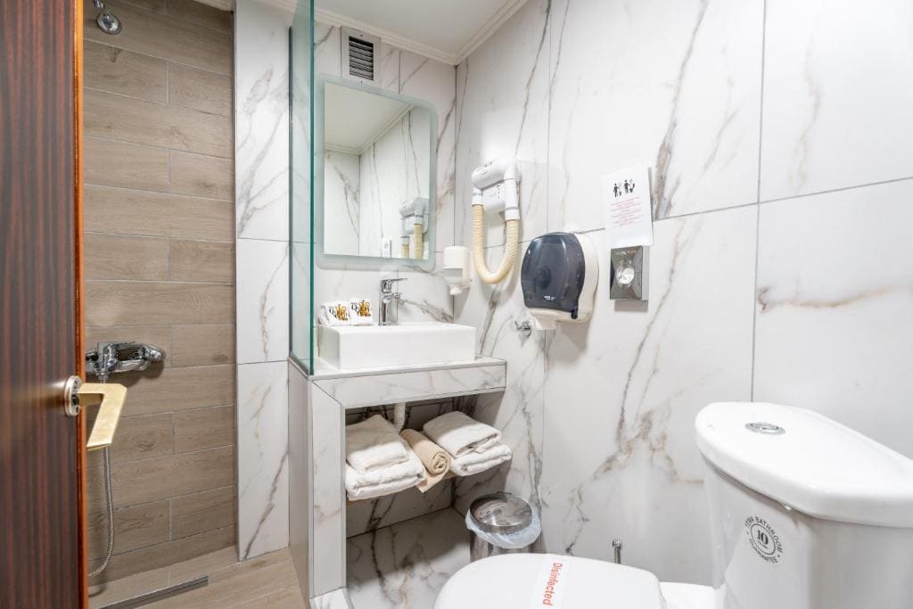 Triple Room with Sea View room - Image 1