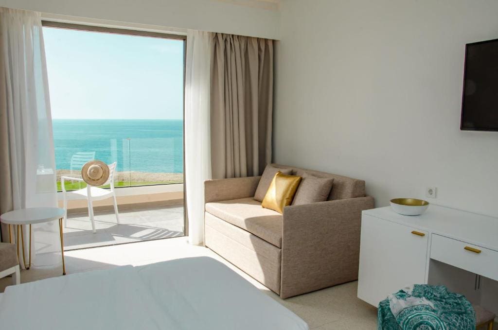 Family Room with Sea View room - Image 1