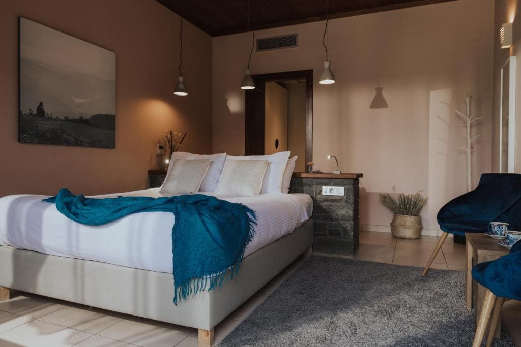 Deluxe Double Room room - Image 1
