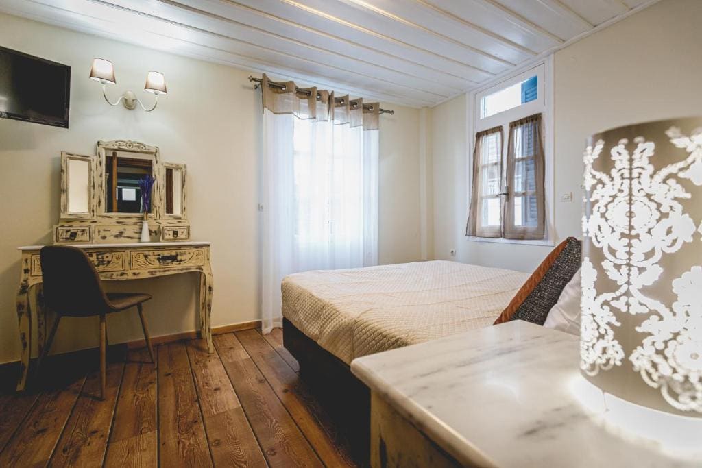 Superior Double Room room - Image 2