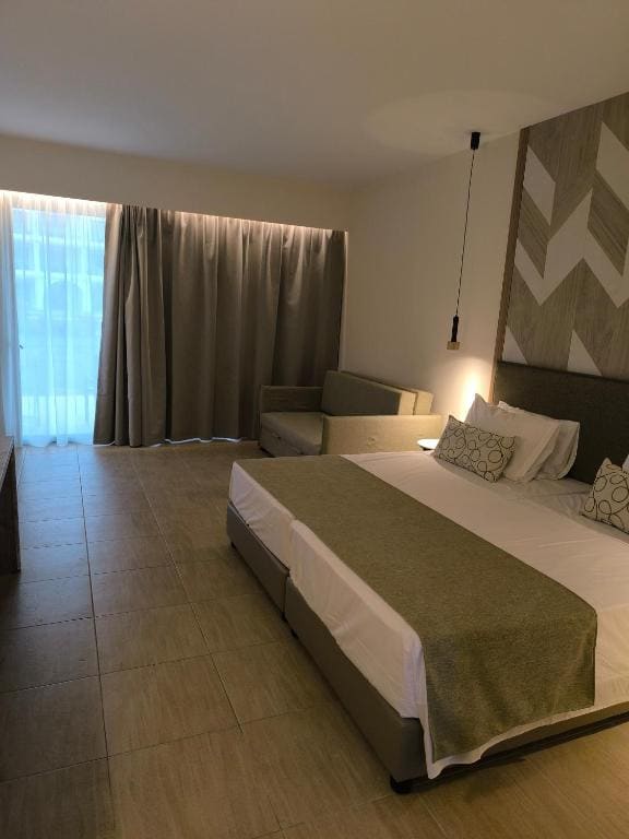 Double or Twin Room room - Image 2
