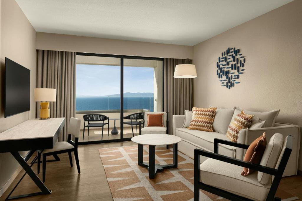 Aegean Suite, 1 Bedroom 2 room Suite, 1 King, Sofa bed room - Image 3