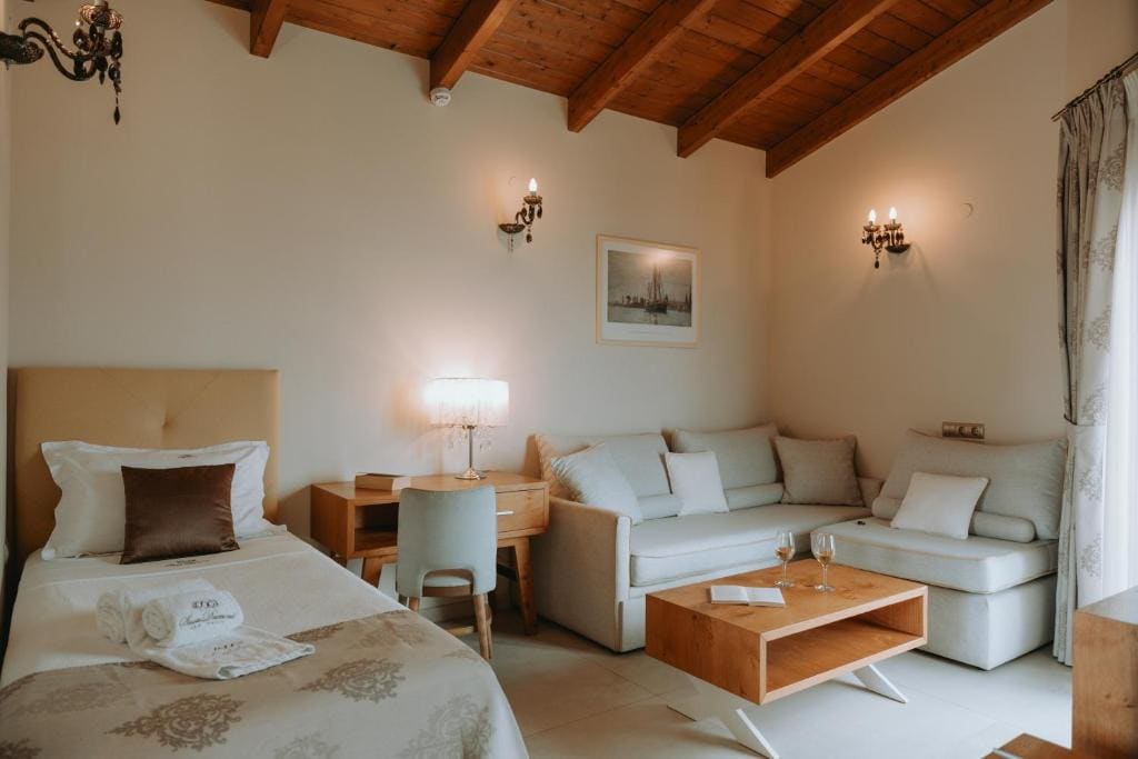 Executive Suite with Sea View room - Image 1