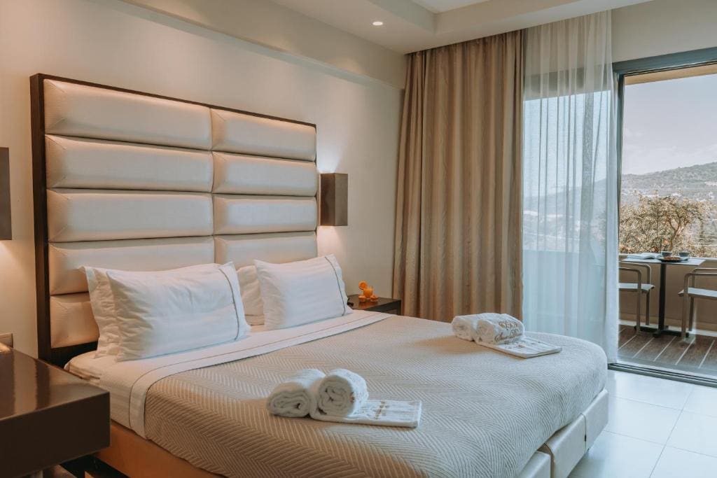 Executive Double Room with Sea View room - Image 2