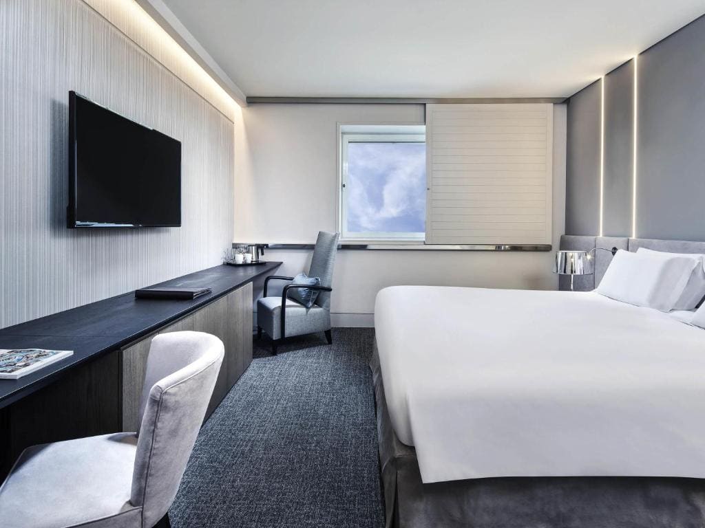 Superior Queen Room room - Image 2