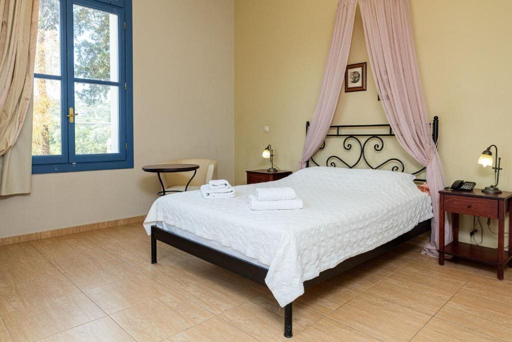 Double or Twin Room with Garden View room - Image 2