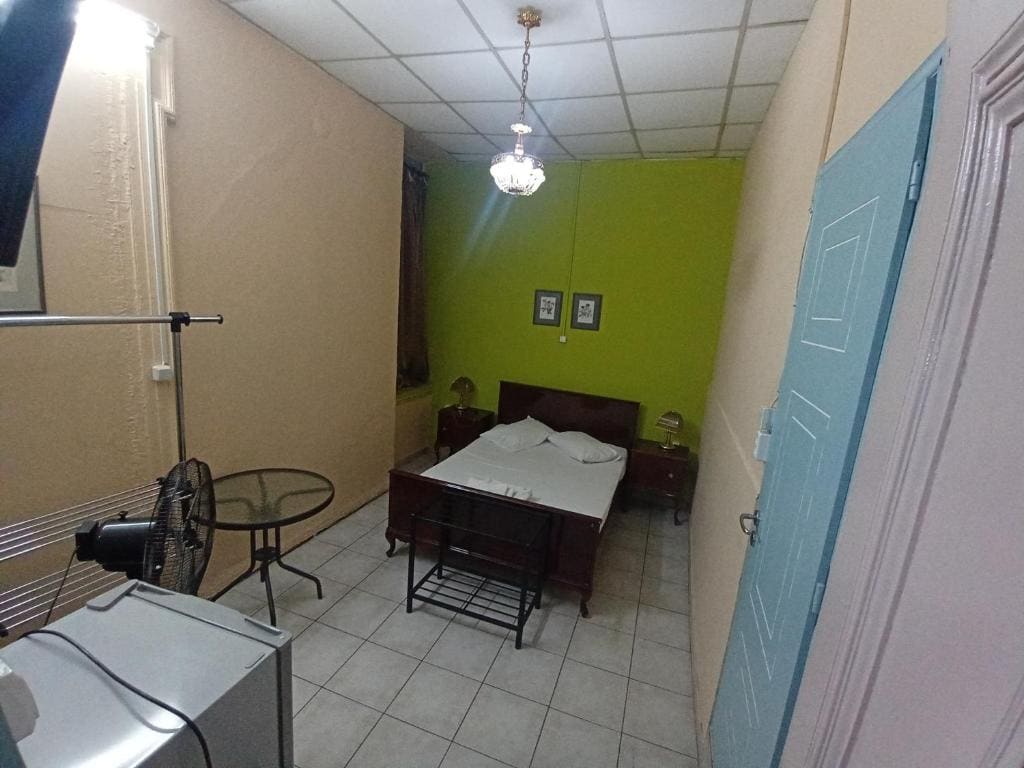 Double Room with Private Bathroom room - Image 2
