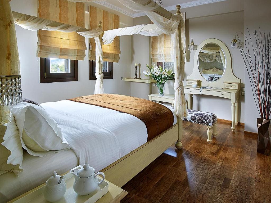 King Suite with Sea View room - Image 3