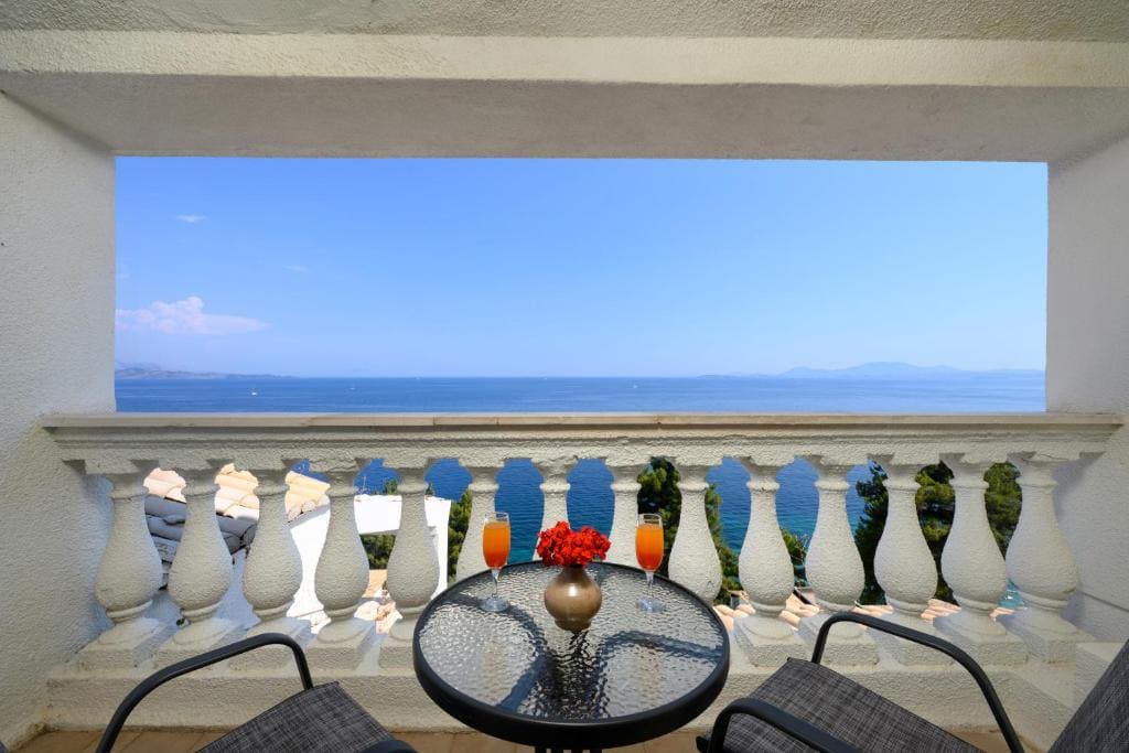 Bungalow with Sea View room - Image 1
