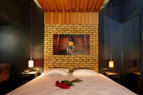 Queen Suite room - Image 3