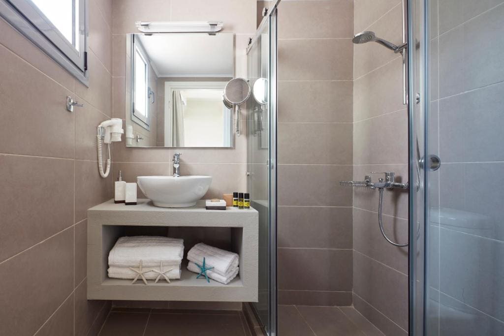 Standard Room with Garden View room - Image 1