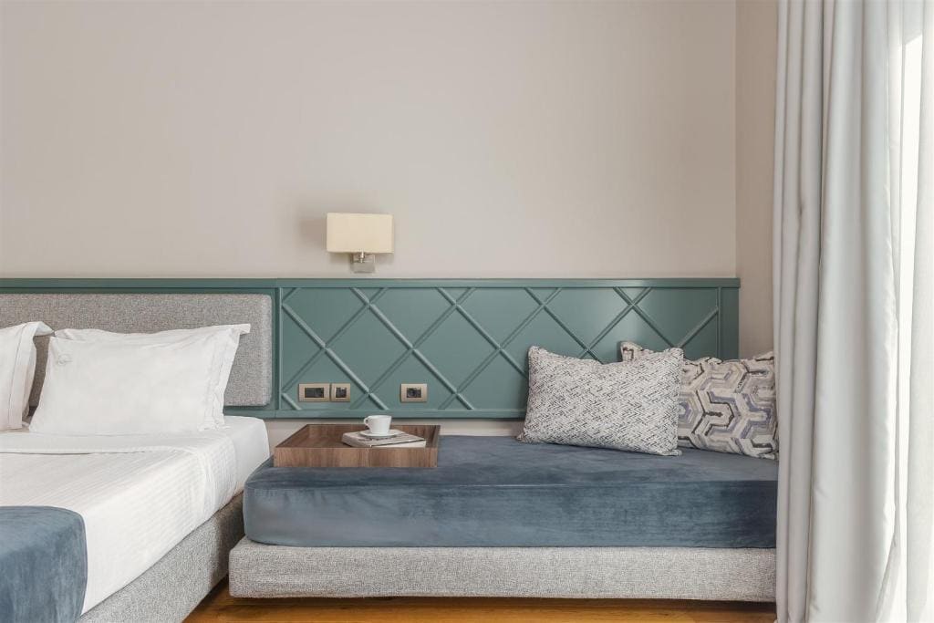 Standard Double or Twin Room with Balcony room - Image 3