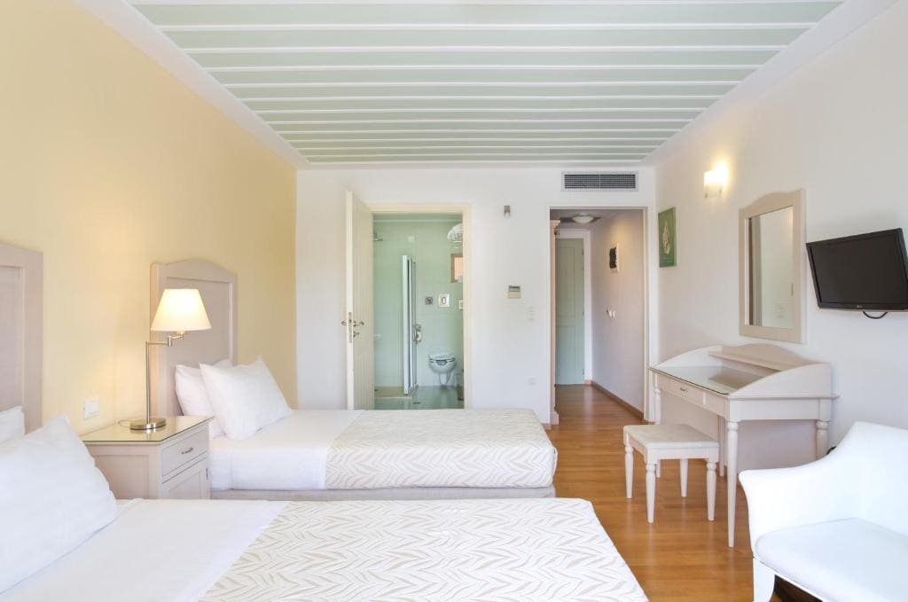 Twin Room - Disability Access room - Image 1