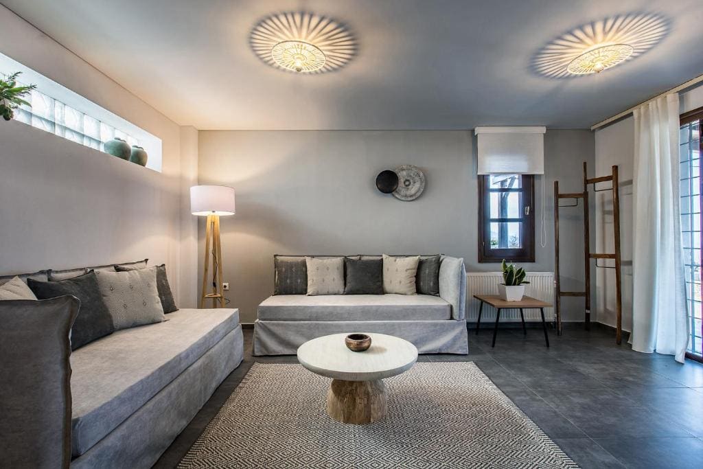 Superior Family Sea View Suite room - Image 3