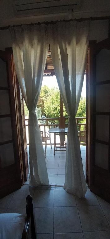 Double or Twin Room with Sea View room - Image 1