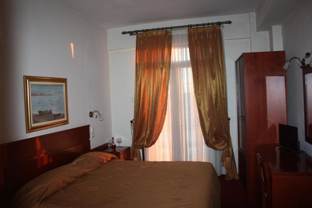 Double or Twin Room room - Image 3