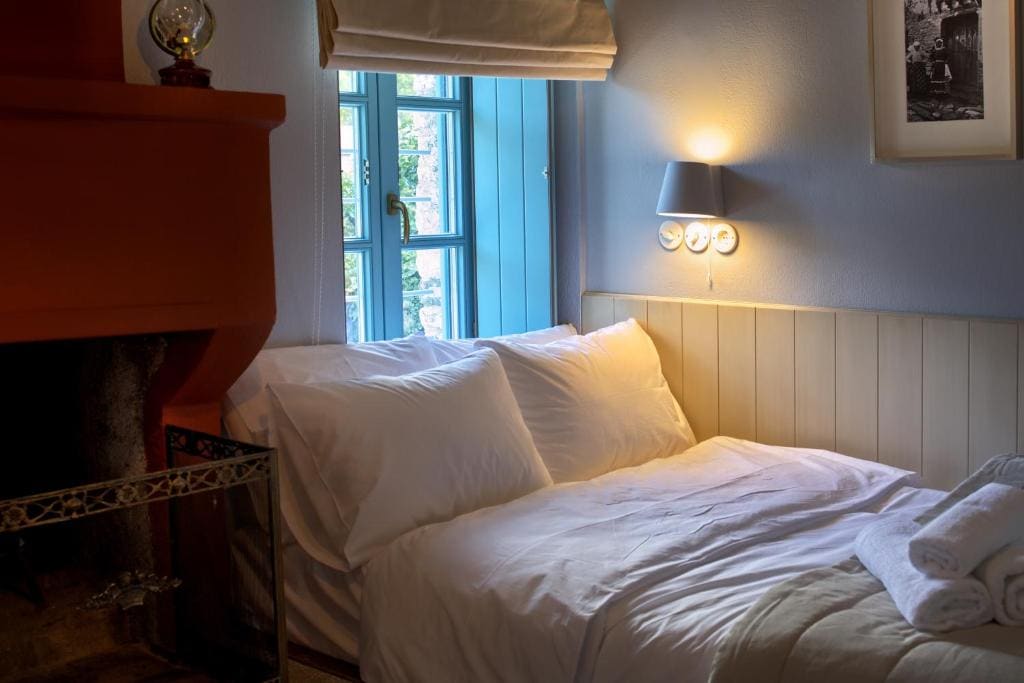 Double Room with Fireplace room - Image 1