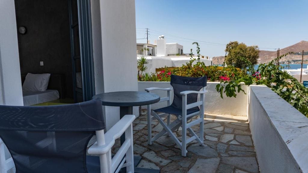 Deluxe Double Room with Balcony room - Image 3