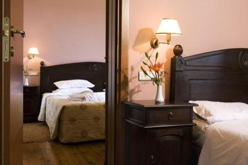 Family room with panoramic view room - Image 2