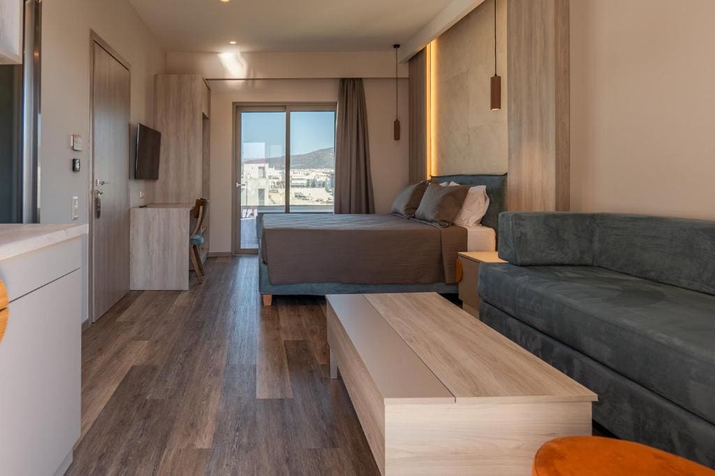 Executive Penthouse Suite with Panoramic View room - Image 2