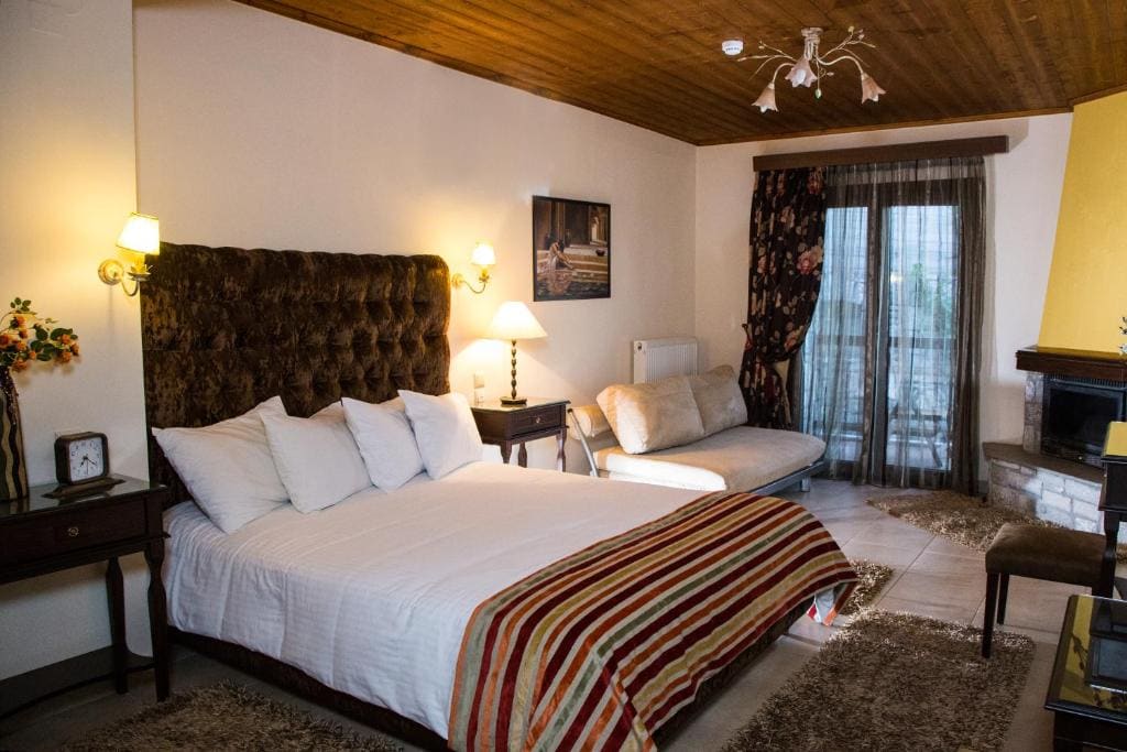 Standard Double Room with Fireplace room - Image 3