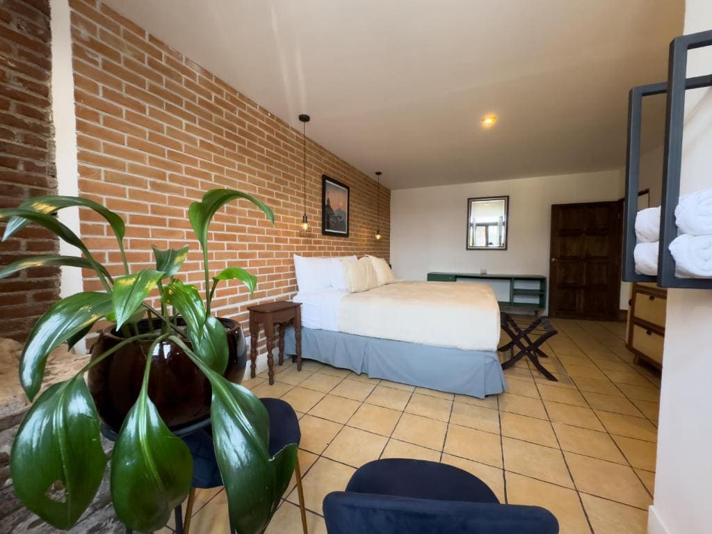 King Suite room - Image 1
