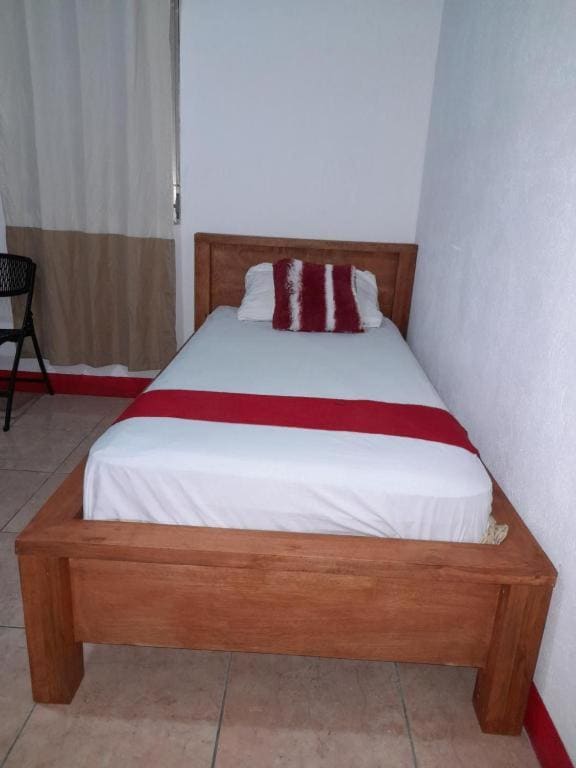 Deluxe Twin Room room - Image 2
