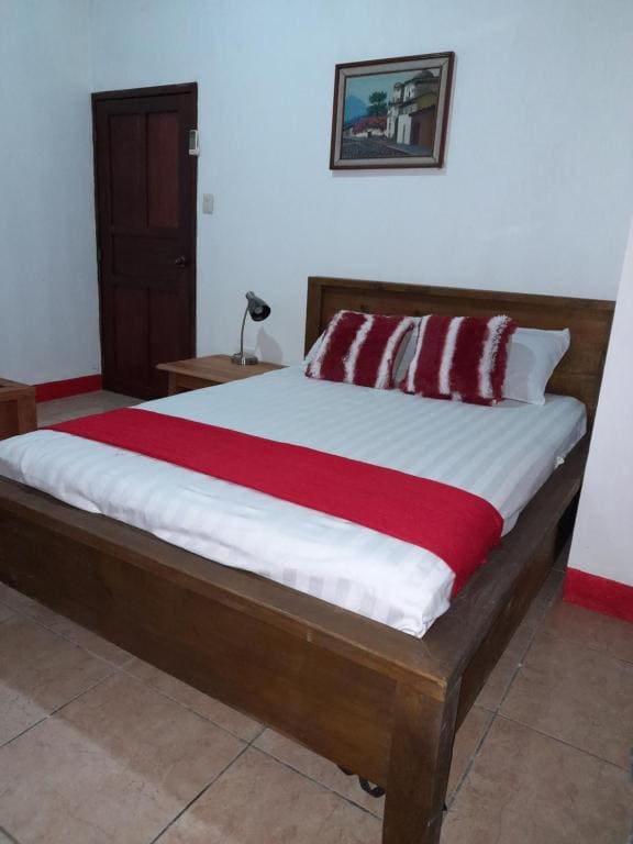 Deluxe Twin Room room - Image 3