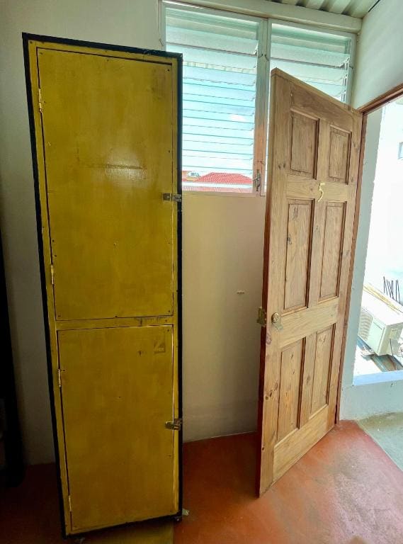 Bed in 6-Bed Mixed Dormitory Room room - Image 3