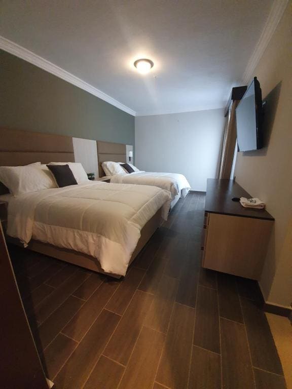 Double Room with Two Double Beds room - Image 3