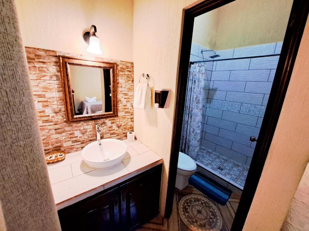 Twin Room room - Image 2