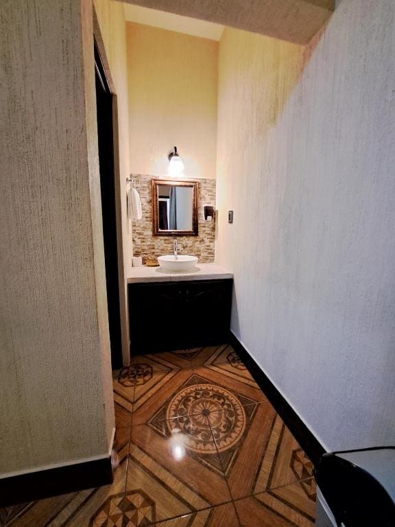 Standard Double Room room - Image 2
