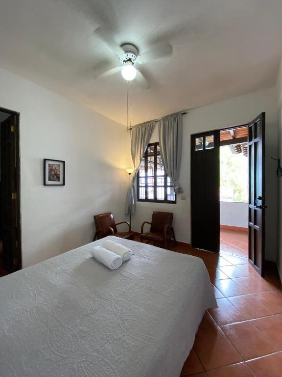 Family Room room - Image 2